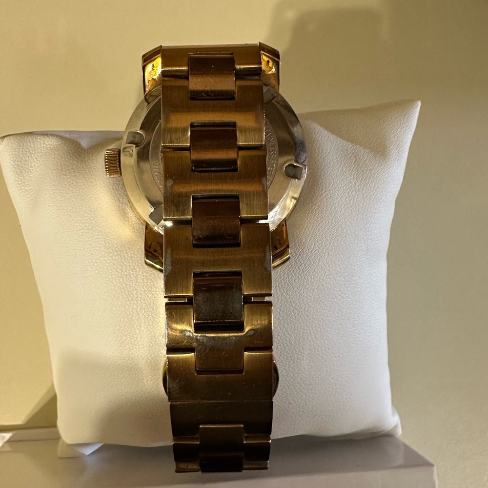 Movado Bold - image 4